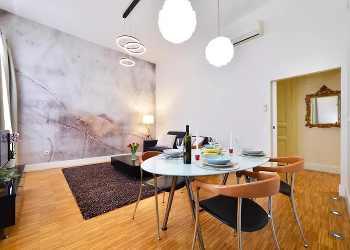 Heart & Soul Apartment